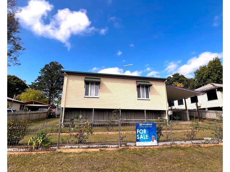 9 Langdon Street, Sarina QLD 4737