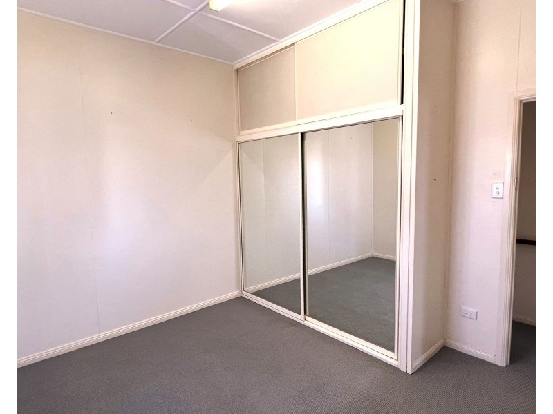 9 Langdon Street, Sarina QLD 4737