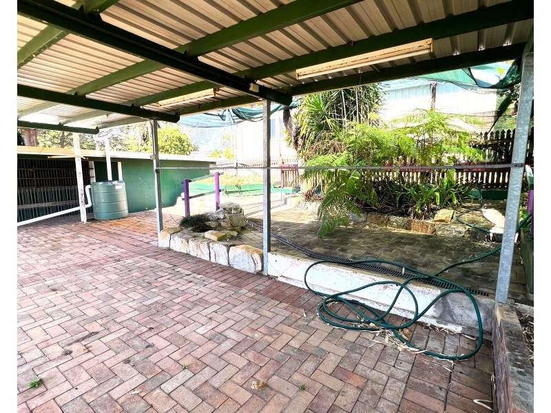 9 Langdon Street, Sarina QLD 4737