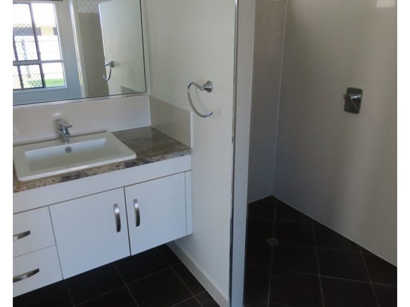 56 Dickens Avenue, Ooralea QLD 4740