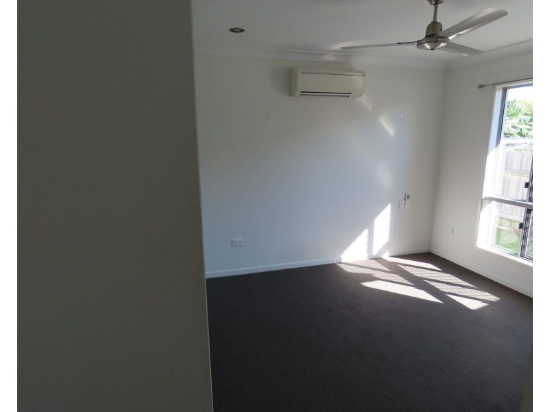 56 Dickens Avenue, Ooralea QLD 4740