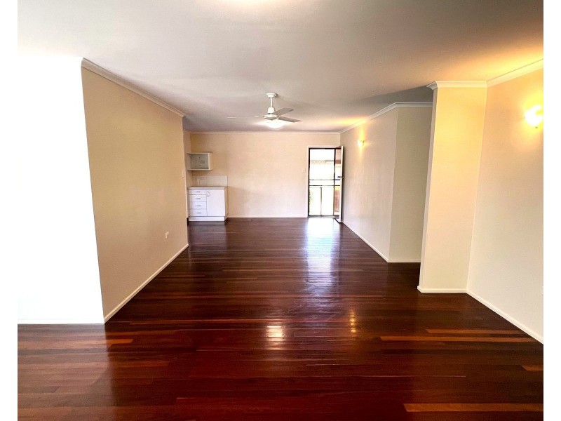 140 Broad Street, Sarina QLD 4737