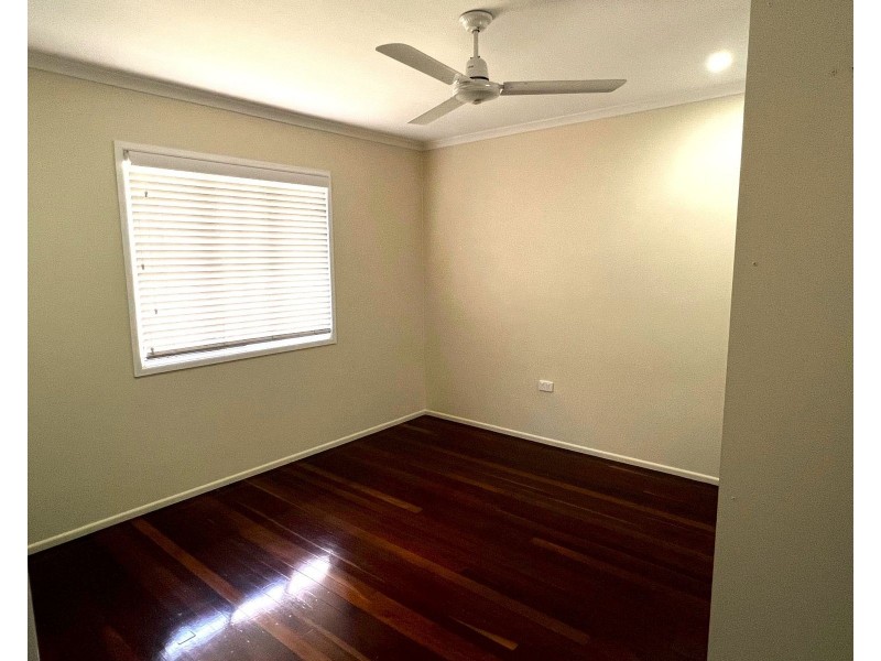 140 Broad Street, Sarina QLD 4737