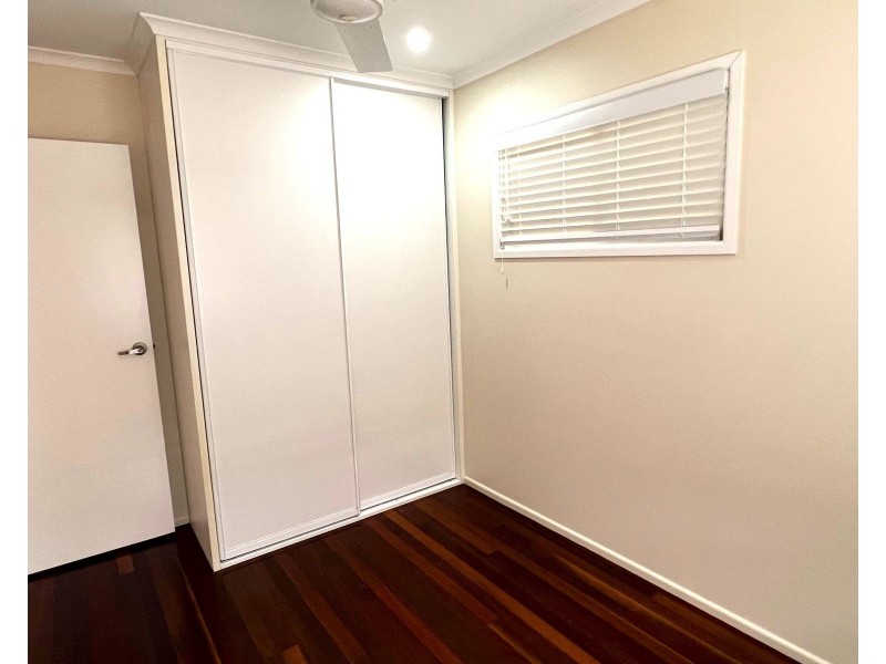 140 Broad Street, Sarina QLD 4737