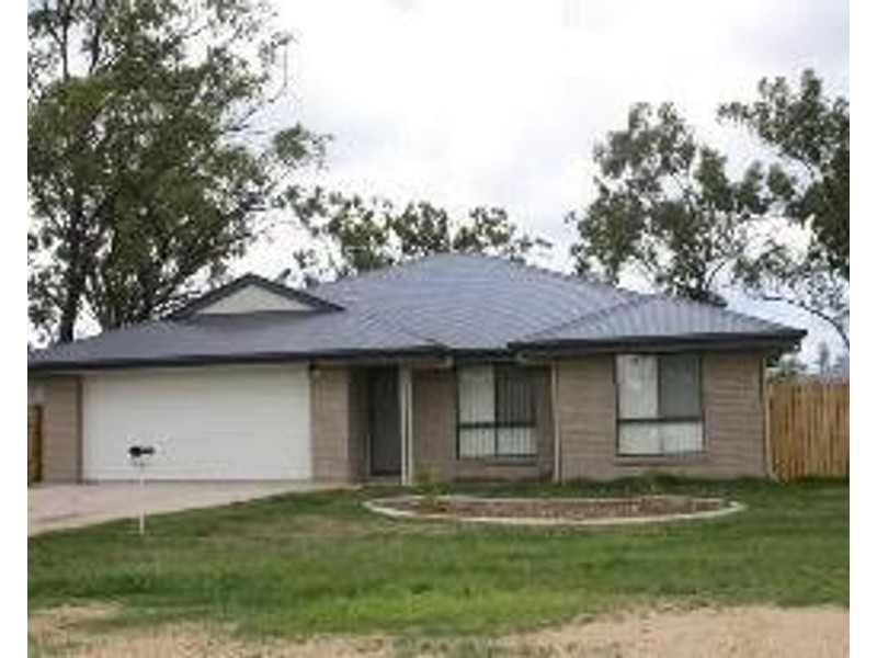 37 Anne Street, Nebo QLD 4742