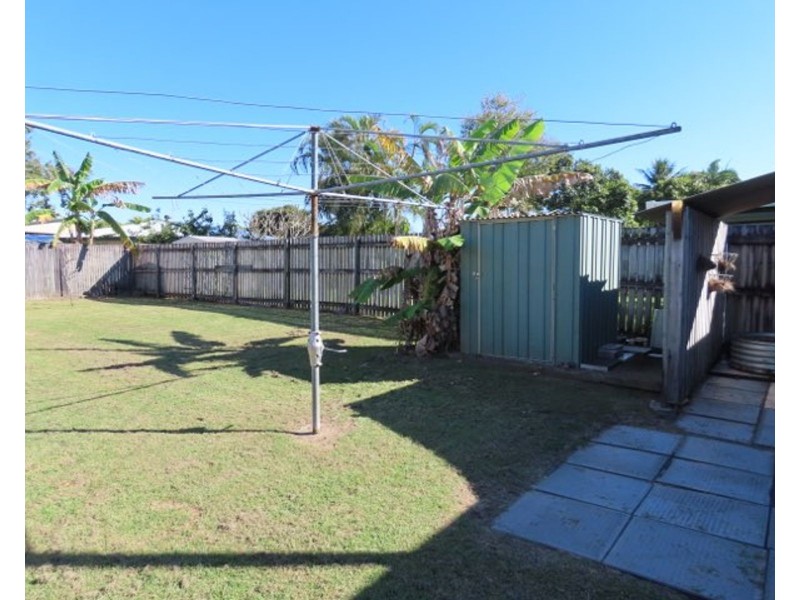 2/27 Downie Avenue, Bucasia QLD 4750