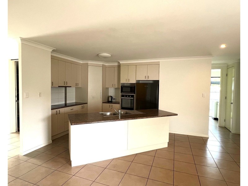 28 Millenium Drive, Sarina QLD 4737