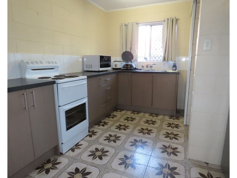 14 East Gordon Street, Mackay QLD 4740