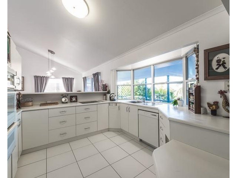 16 Pioneer Street, Mount Pleasant QLD 4740