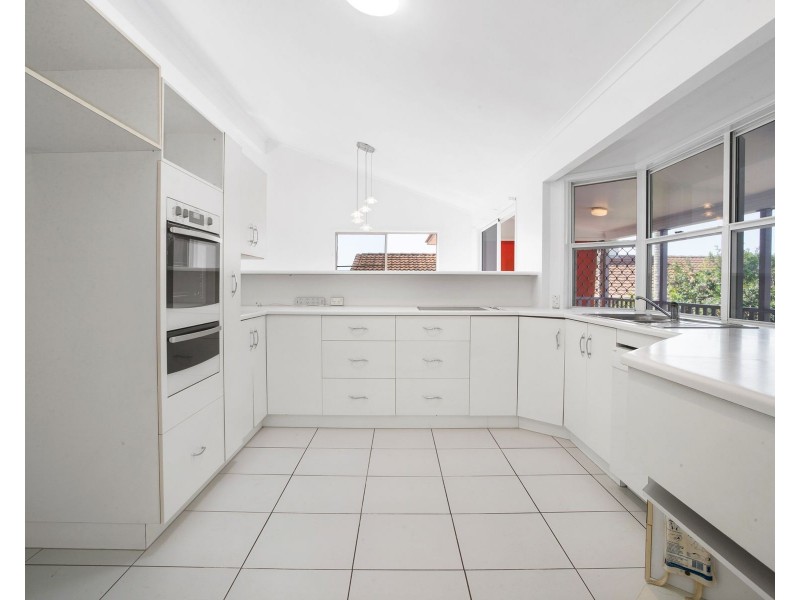 16 Pioneer Street, Mount Pleasant QLD 4740