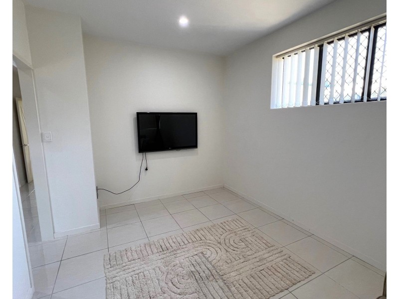 52 Melba Street, Armstrong Beach QLD 4737