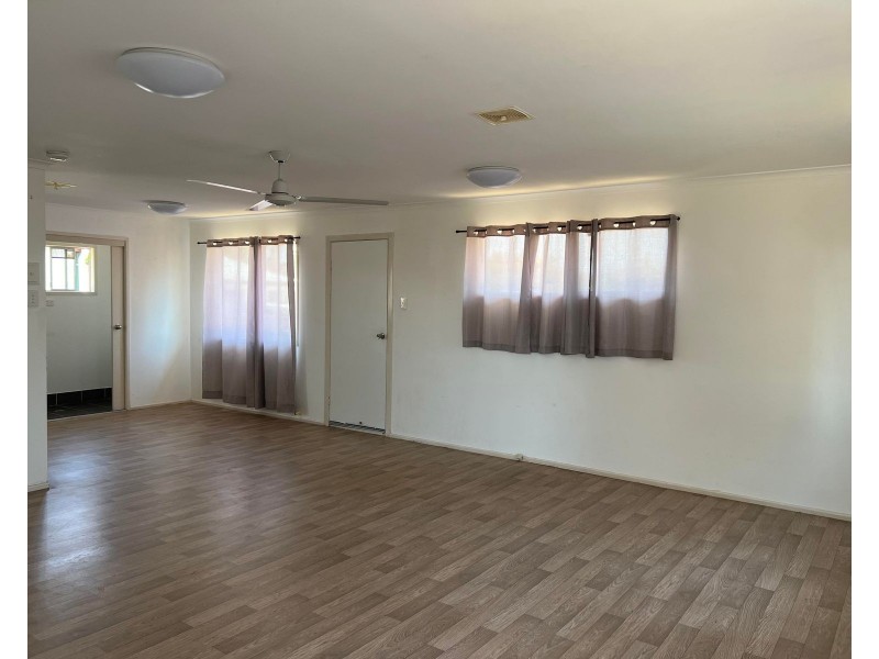 3 Lawrie Street, Sarina QLD 4737