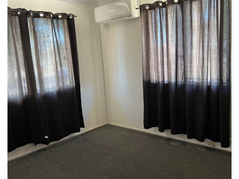 3 Lawrie Street, Sarina QLD 4737