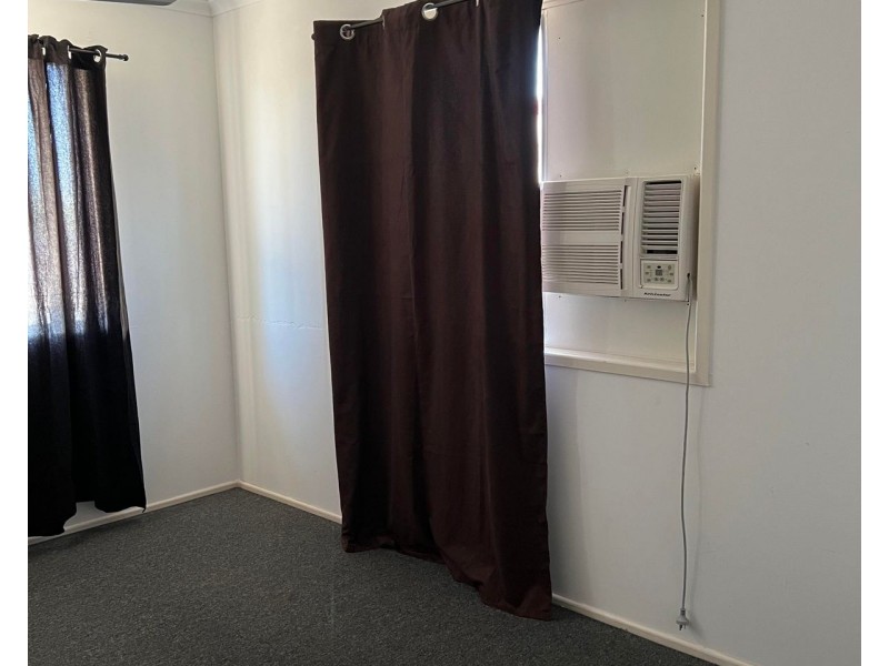 3 Lawrie Street, Sarina QLD 4737