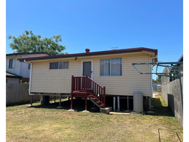 3 Lawrie Street, Sarina QLD 4737