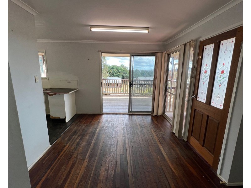 23 Langdon Street, Sarina QLD 4737