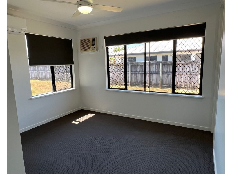 35 Pacific Avenue, Sarina QLD 4737