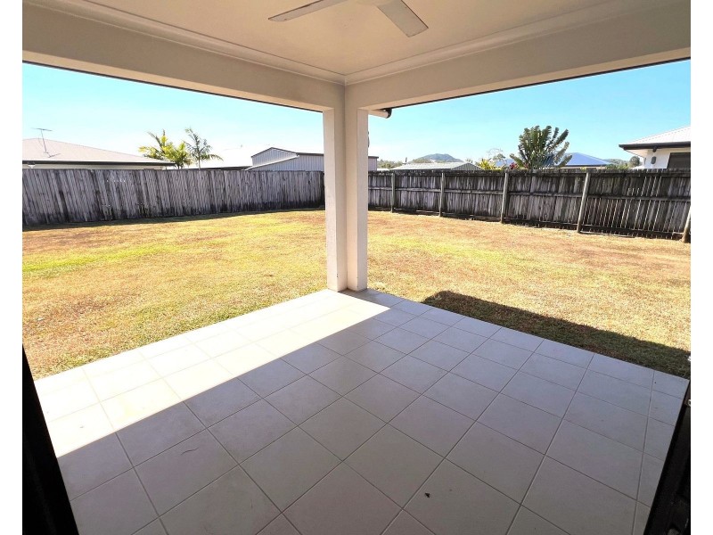 35 Pacific Avenue, Sarina QLD 4737