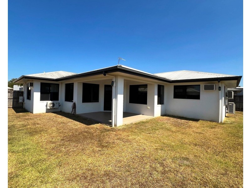 35 Pacific Avenue, Sarina QLD 4737