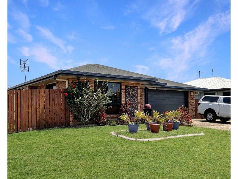 60 Poulsen Drive, Marian QLD 4753