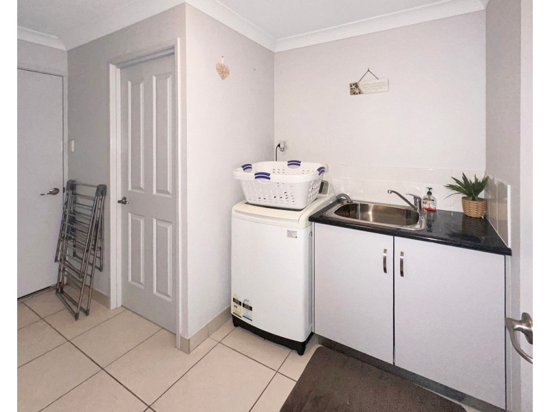 60 Poulsen Drive, Marian QLD 4753