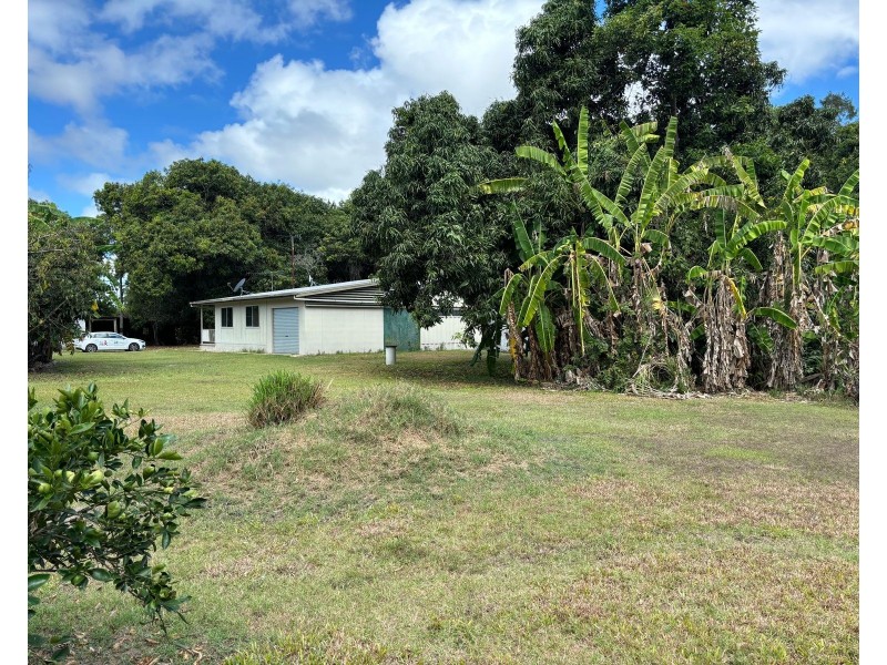 90597 Bruce Highway, Sarina QLD 4737