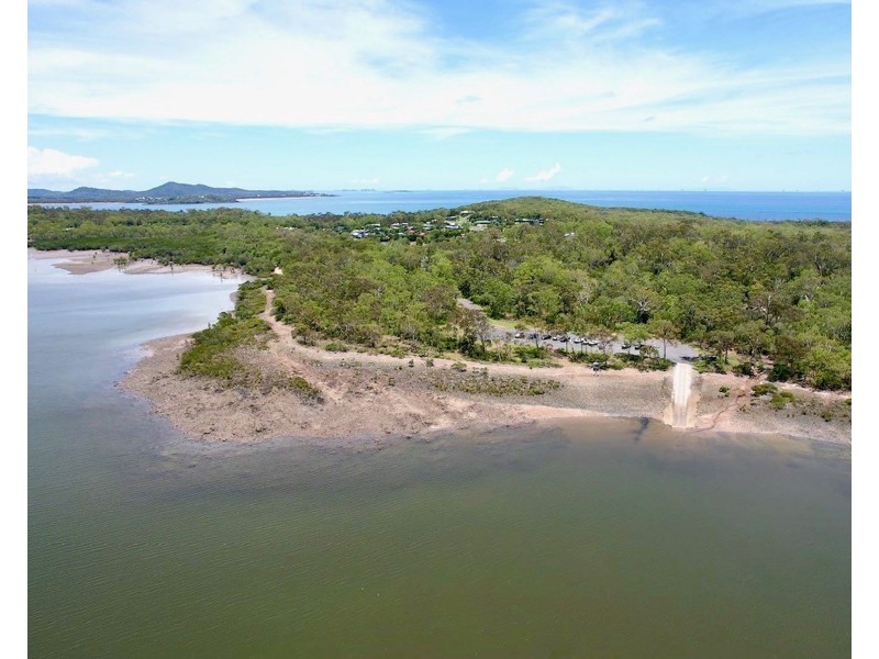 59 Rainbow Street, Armstrong Beach QLD 4737