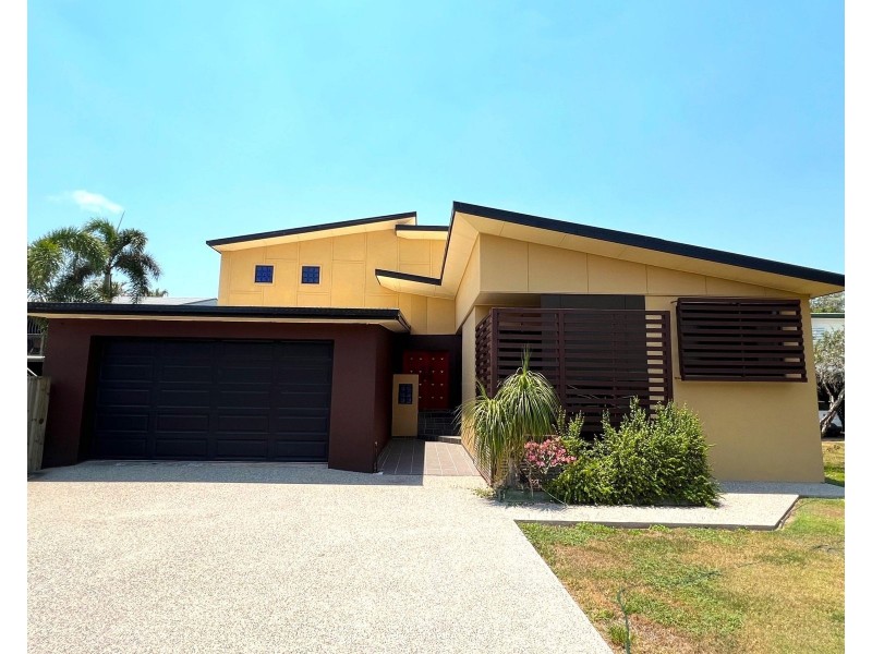52 Melba Street, Armstrong Beach QLD 4737