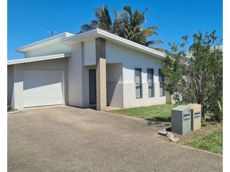 102 Rasmussen Avenue, Hay Point QLD 4740