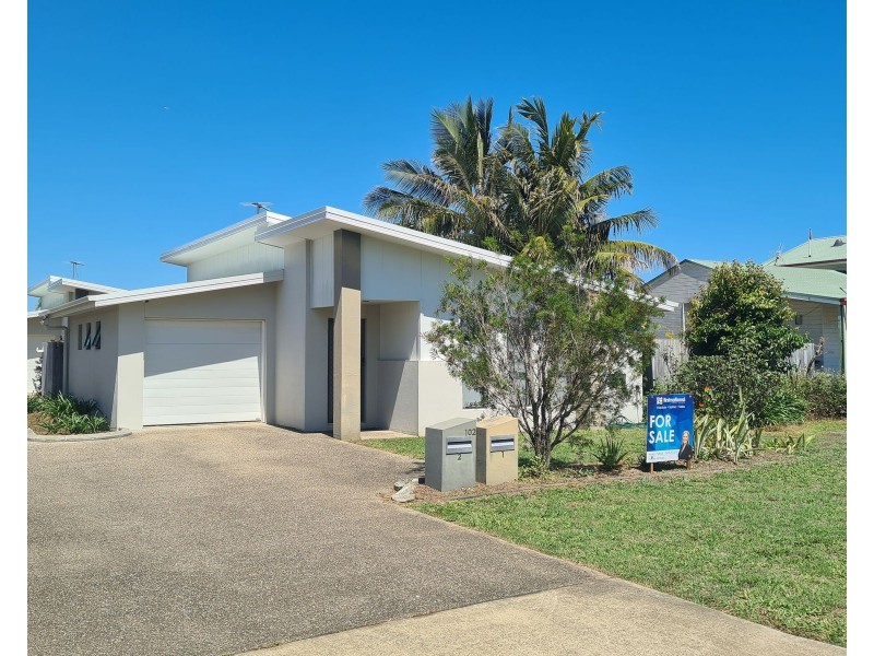 102 Rasmussen Avenue, Hay Point QLD 4740