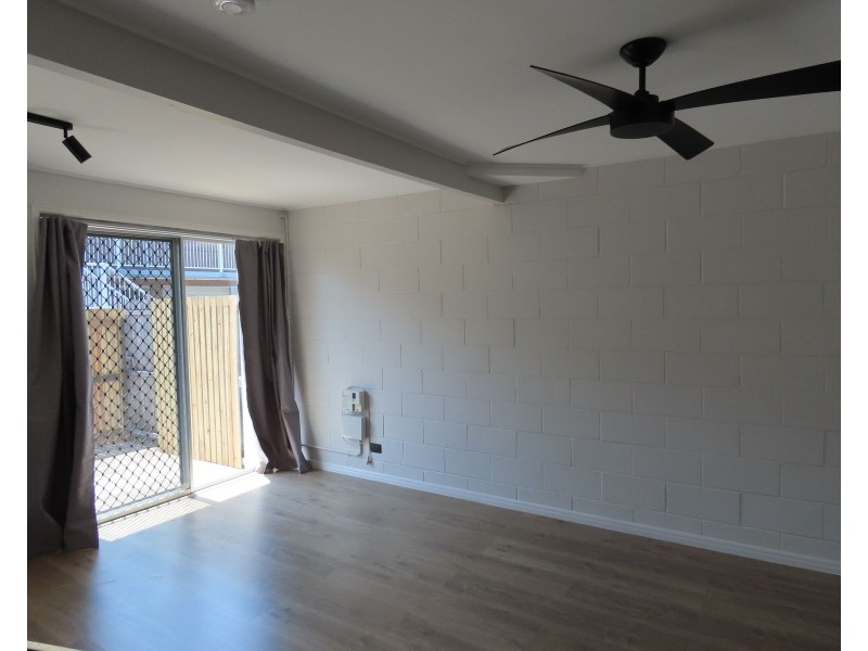 4/12 East Gordon Street, Mackay QLD 4740