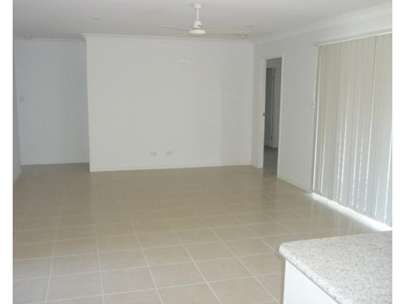 5 Leonie Court, Armstrong Beach QLD 4737