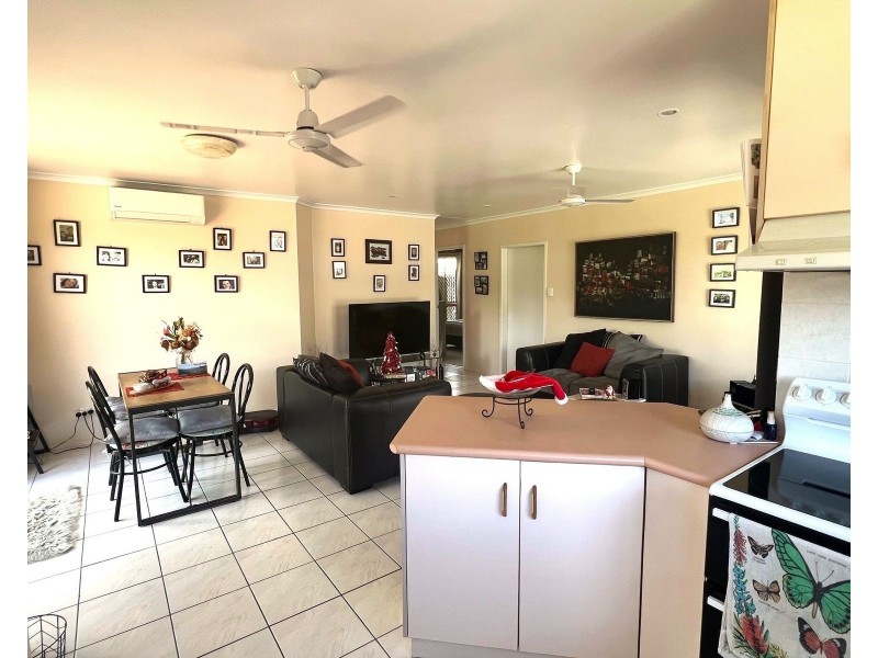 1/12 East Street, Sarina QLD 4737