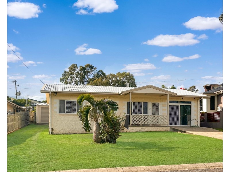 7 Brooksfield Drive, Sarina Beach QLD 4737