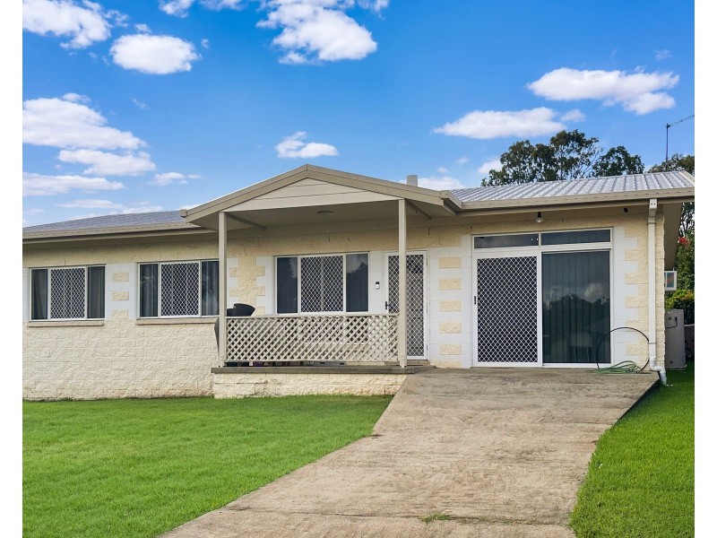 7 Brooksfield Drive, Sarina Beach QLD 4737