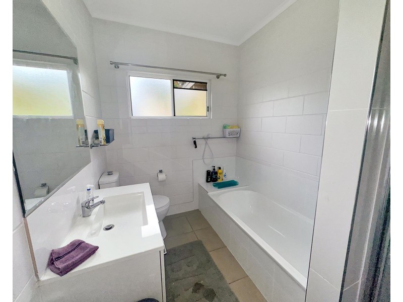 7 Brooksfield Drive, Sarina Beach QLD 4737