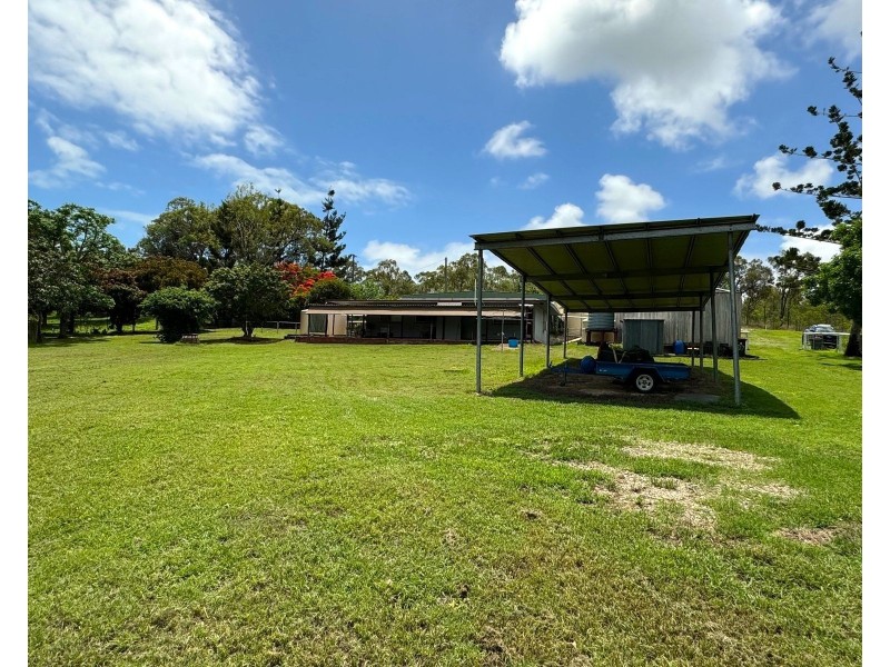 27 Flaggy Rock Road, Clairview QLD 4741