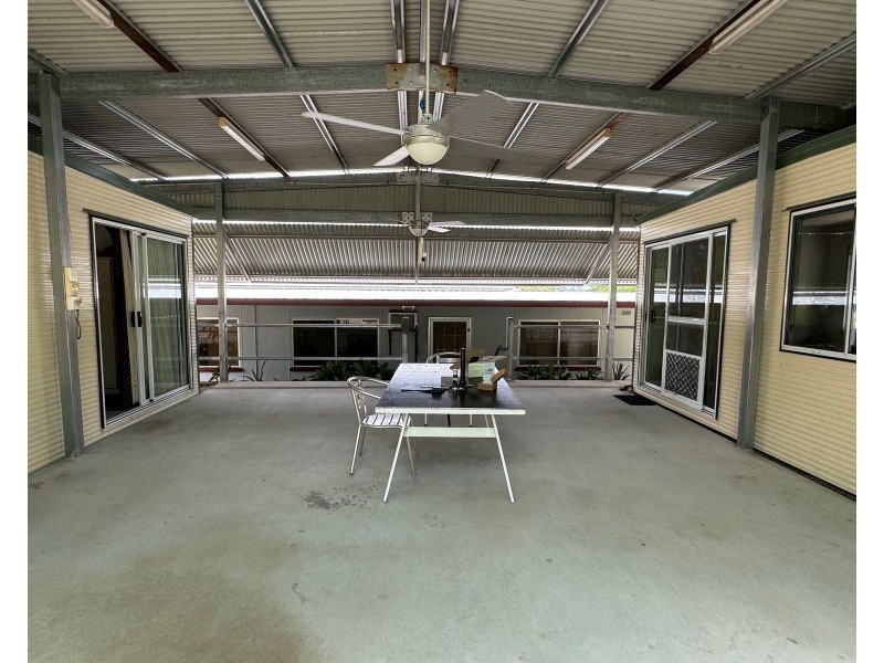 27 Flaggy Rock Road, Clairview QLD 4741
