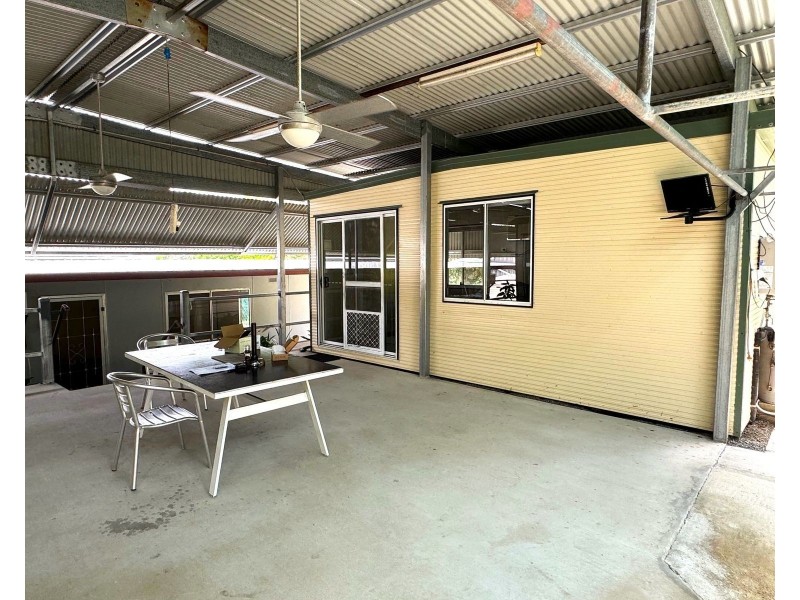 27 Flaggy Rock Road, Clairview QLD 4741