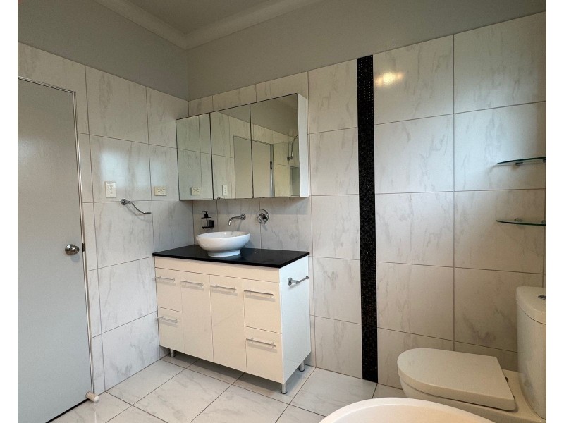42 Anzac Street, Sarina QLD 4737