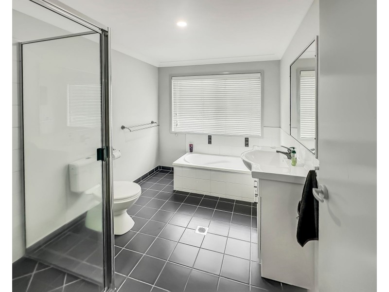 31 Lucy Court, Mirani QLD 4754