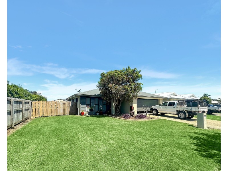 20 Moreton Drive, Rural View QLD 4740