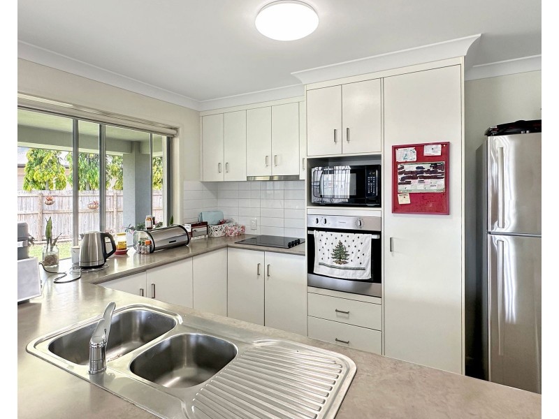 19 Kingslea Court, Ooralea QLD 4740
