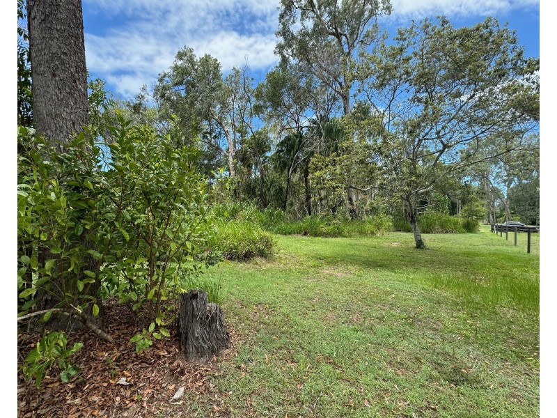 Lot 100 Miran Khan Drive, Armstrong Beach QLD 4737