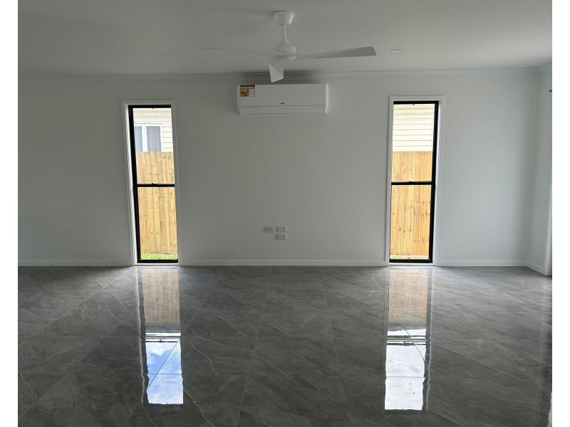 19 East Street, Sarina QLD 4737