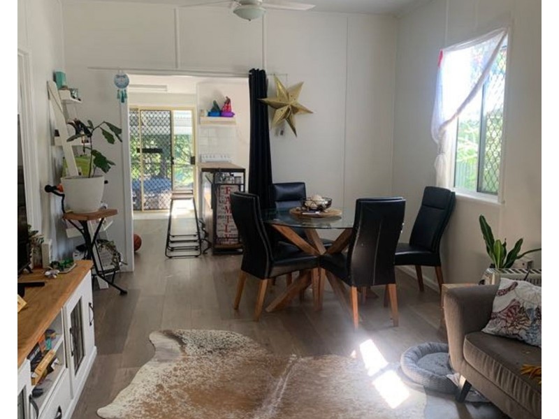 45 Anzac Parade, Finch Hatton QLD 4756