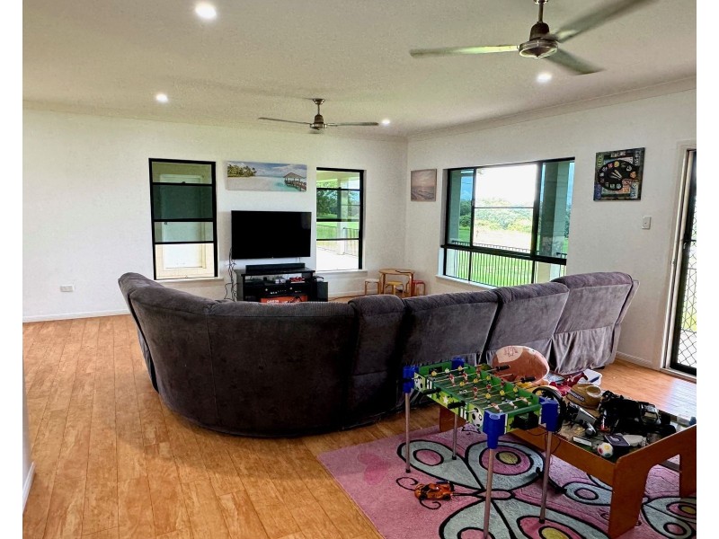 69 Grasstree Beach Road, Grasstree Beach QLD 4740