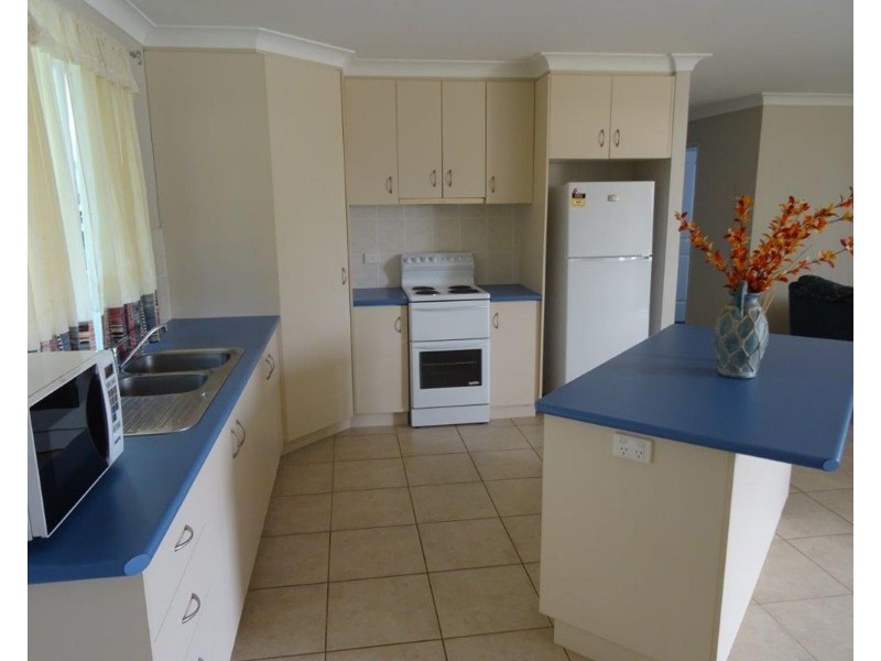 16 Cassia Court, Nebo QLD 4742