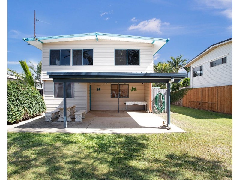 24 The Esplanade, Grasstree Beach QLD 4740