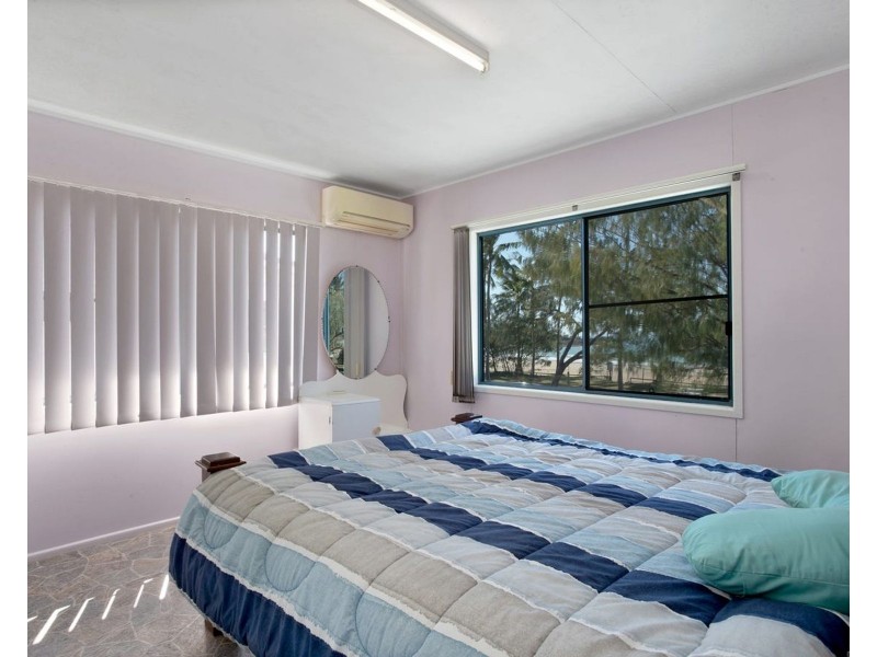 24 The Esplanade, Grasstree Beach QLD 4740